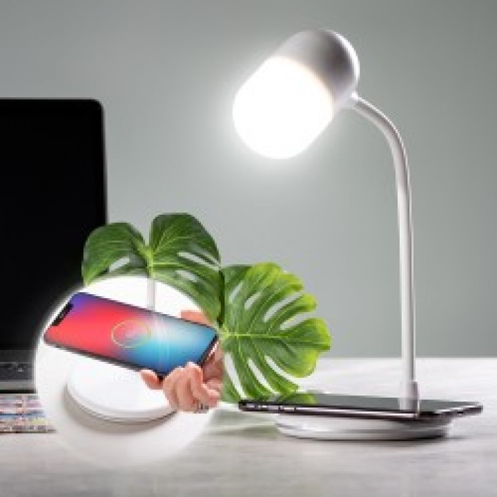 Gümüş 3 Renkli LED Lambalı Wireless Şarjlı Bluetooth Hoparlör Promosyon Ürün